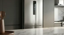 Geladeira inox Midea tem peças de reposição fáceis de encontrar? 