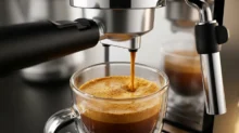 Cafeteira espresso aguenta uso diário em escritório pequeno?