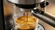 Qual cafeteira espresso nacional tem melhor qualidade de extração?