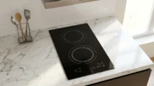Cooktop de Indução 2 Bocas Com Vidro Branco ou Preto: Qual Esconde Mais as Marcas de Uso?