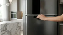 Electrolux ou Samsung: qual marca tem melhor assistência técnica para geladeira inox? 
